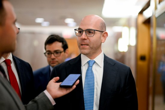 米兰首场政策秀称利率太高 特朗普亲信解释为何