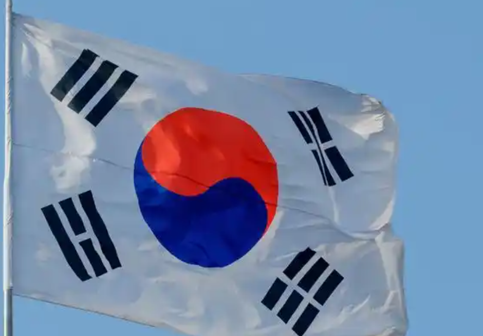 韩国央行维持基准利率不变 政策前景仍存不确定